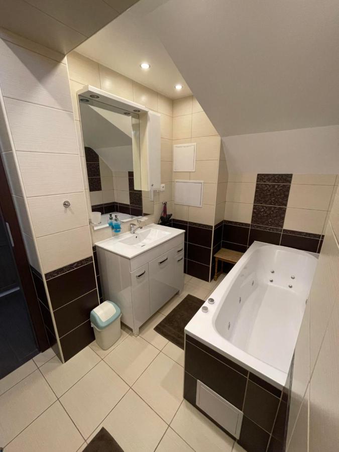 Apartmány Diana Dunajska Streda Bagian luar foto