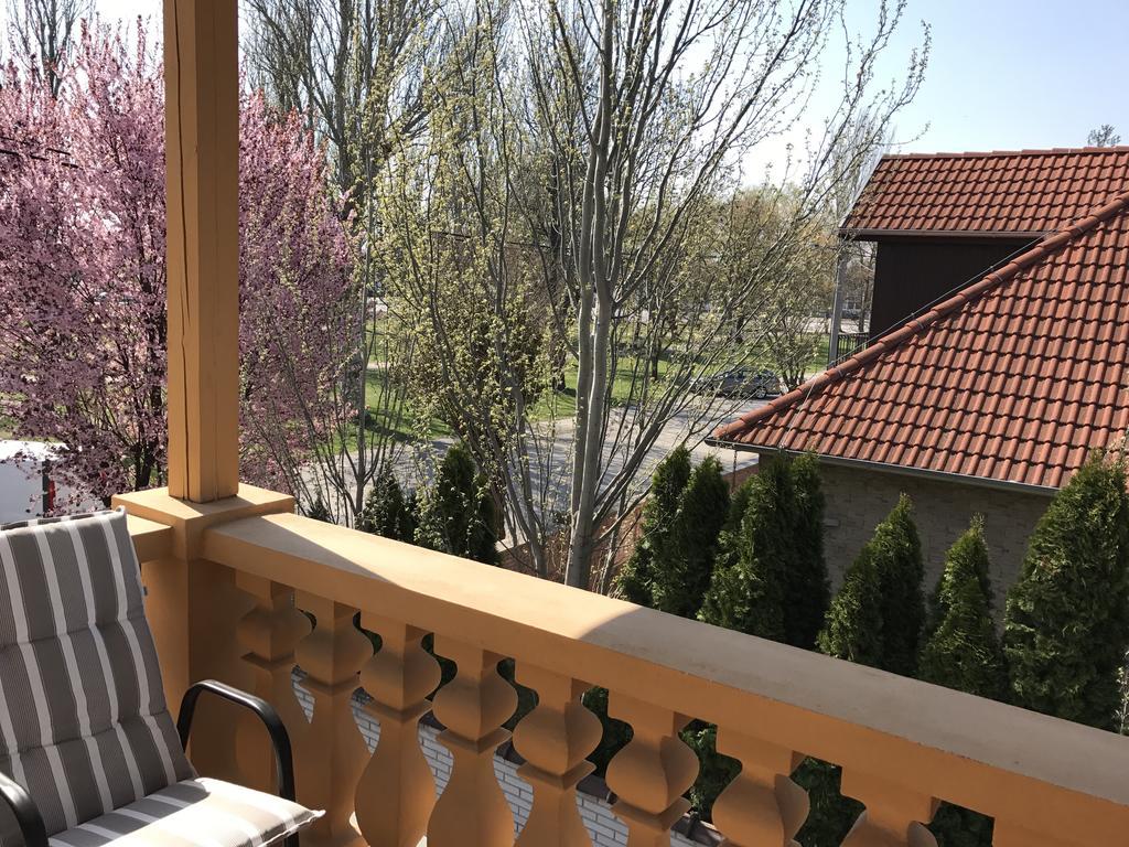 Apartmány Diana Dunajska Streda Bagian luar foto